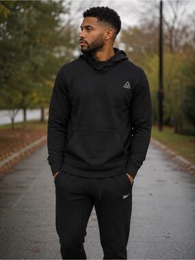 Reebok speed wick hoodie Medium